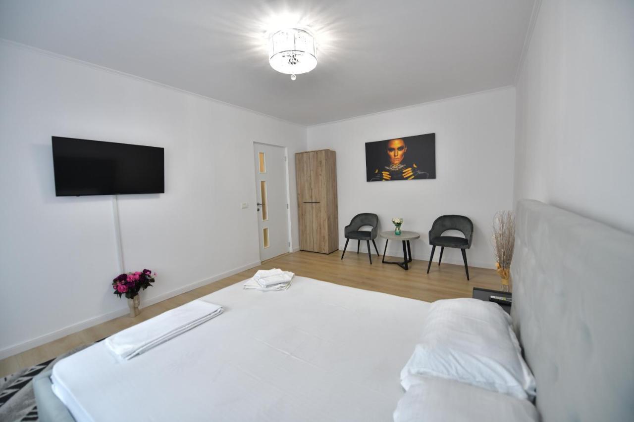 Luxury Studio / M Romancierilor Букурещ Екстериор снимка